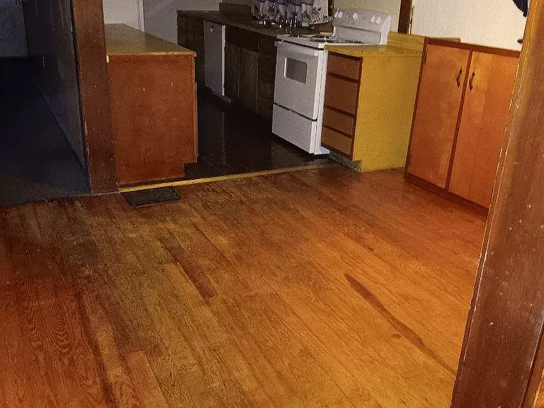 2508 Edgemont Dr — Photo 9