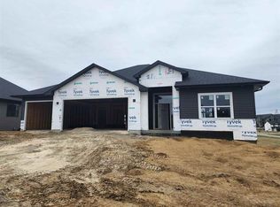 648 Rock Ridge Rd, Tiffin, IA 52340