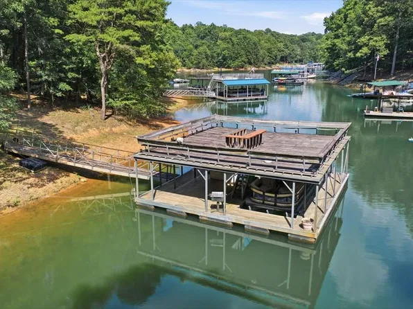 8170 Old Mill Dr, Gainesville, GA 30506