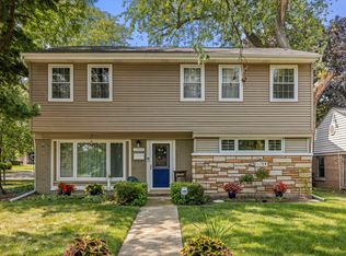 17642 Howe Ave, Homewood, IL 60430