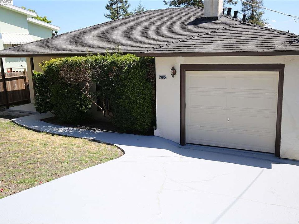 1st image of 2185 Placer Dr