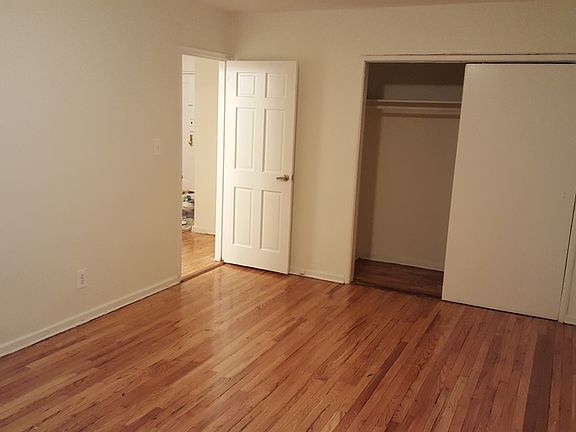 4th image of 3324 77th St #3E