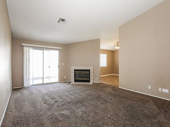 3rd image of 4708 Wild Oak Way