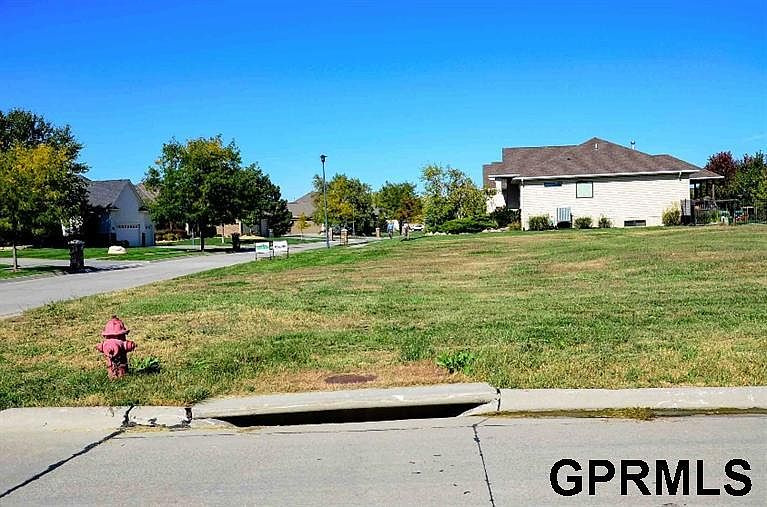 2nd image of 9000 Medinah Dr
