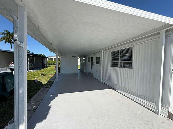 3rd image of 8864 Kings Drive