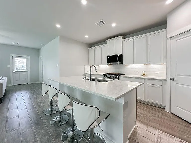 33023 School Hill Rd — Photo 17