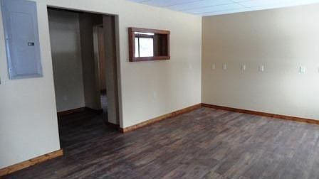 5th image of 549 Wisconsin Ave