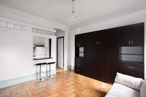 Rented by (Legacy) Elegran | media 8