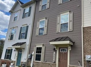 19807 Community Ter, Montgomery Village, MD 20886