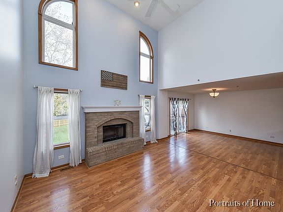 2nd image of 909 Fawn Ridge Ct #A