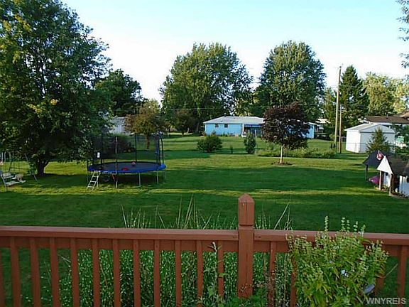 3rd image of 11078 Jane Dr