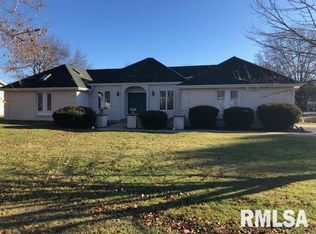 501 Meadow Dr, Macomb, IL 61455