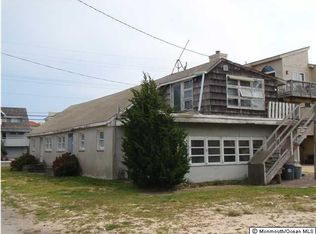 300 Stratford Ave, Beach Haven, NJ 08008