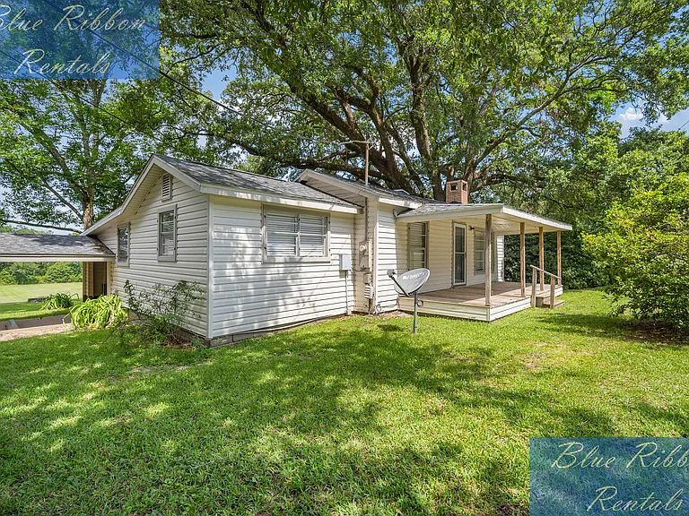5700 McDonald Rd — Photo 2