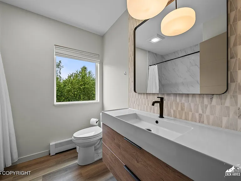 1785 Evangeline Ln — Photo 36