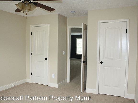 5th image of 33 Cedarwood Ct