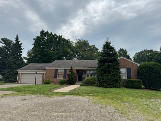 3233 W 26th St, Erie, PA 16505