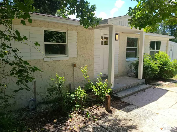 7210 Community Dr, Pensacola, FL 32526