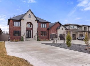 3740 Donato Dr, Lasalle, ON