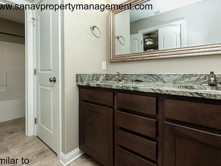 303 Marie Ave — Photo 31