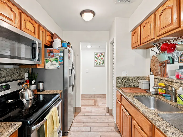 8642 Mallard Reserve Dr #101 — Photo 14