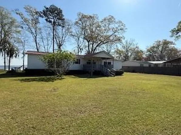 3033 Calhoun Dr, Abbeville, AL 36310