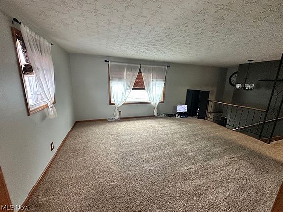 5th image of 3515 Dona Dr