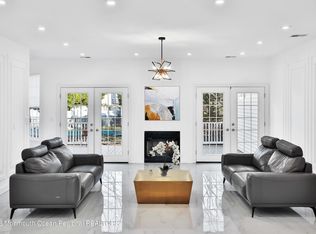 1415 Oakwood Hollow Ln, Toms River, NJ