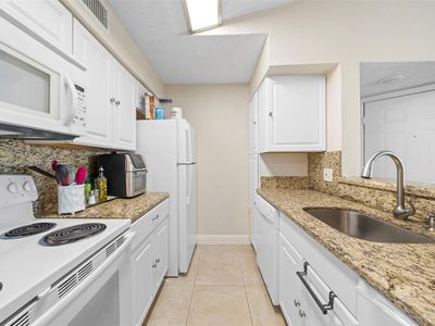 2866 S University Dr APT 5303, Fort Lauderdale, FL, 33328