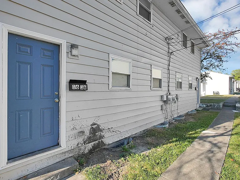 1598-1660 E 25th Ave — Photo 48
