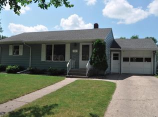 1111 Elm St S, Moorhead, MN 56560