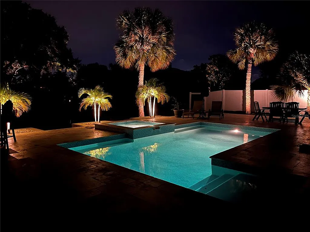 3 bed, 2.0 bath, 1617 sqft, $18,000 — Photo 4