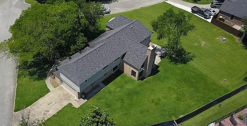 1st image of 7244 Edgewater Dr