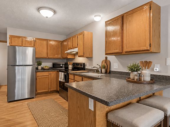 4th image of 8588 Brinkley Ln