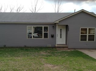 1227 N Johnson St, Augusta, KS 67010