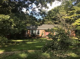 615 Ridge Top Cir, Birmingham, AL 35206