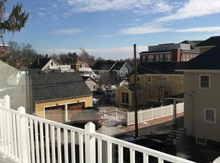 54 Court St, Portsmouth, NH 03801
