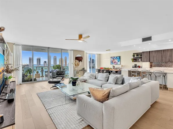 3201 NE 183rd St APT 2102, Aventura, FL 33160