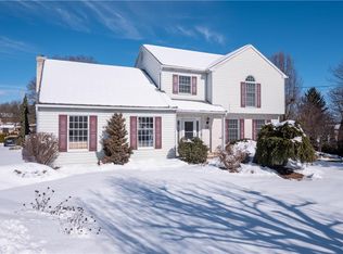 4139 Hickory Rd, Schnecksville, PA 18078