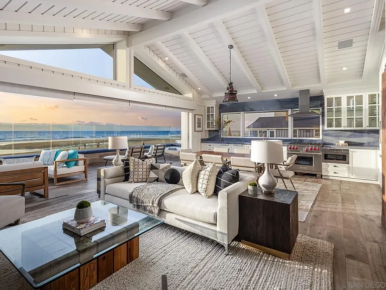2050 Ocean Front — Photo 9