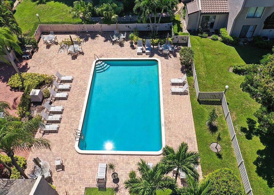 1st image of 149 NW 70th Street #106c