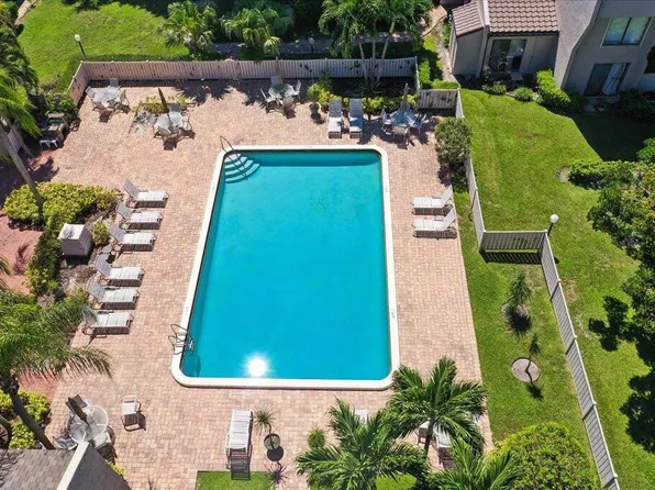 149 NW 70th Street #106c, Boca Raton, FL 33487