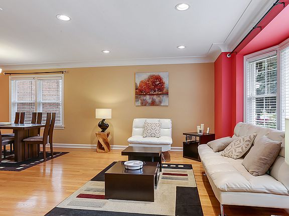 3rd image of 3238 N Nordica Ave