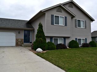 245 Hazeltine Ave NE, Owatonna, MN 55060