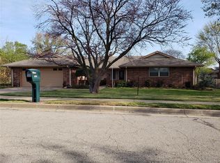 6608 Penny Ln, Bartlesville, OK 74006