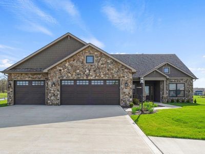 2008 Bogey Ct, Auburn, IN, 46706