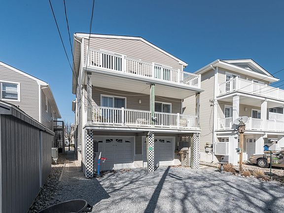 4th image of 325 Asbury Ave #2