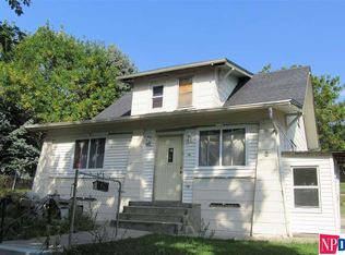 5829 S 19th St, Omaha, NE 68107