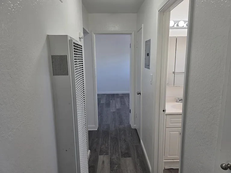 27070 Manon Ave #6 — Photo 12