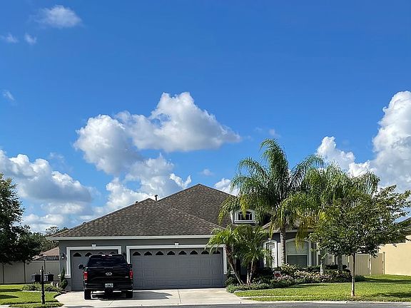 3rd image of 3328 Stonegate Falls Dr
